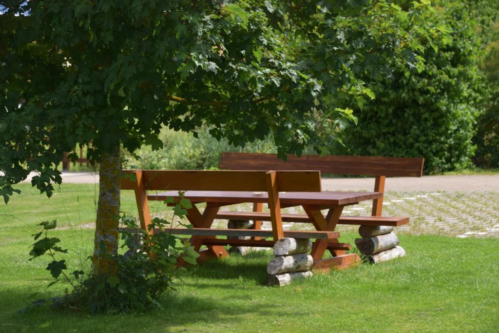 Oberdachstetten Gasthaus-Pension Hofmann מראה חיצוני תמונה